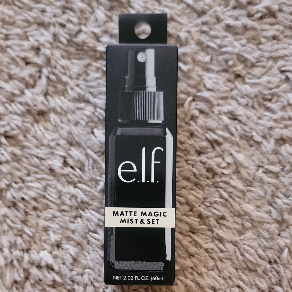 ELF Matte Magic Mist & Set - Black